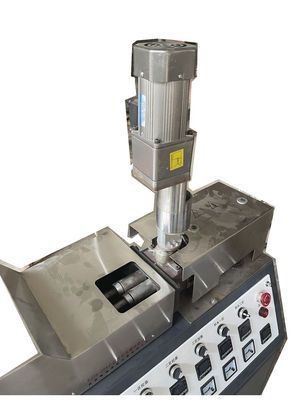 Mua Máy đùn phòng thí nghiệm nhỏ 50 vòng / phút hoàn toàn tự động với điều khiển PLC online manufacture